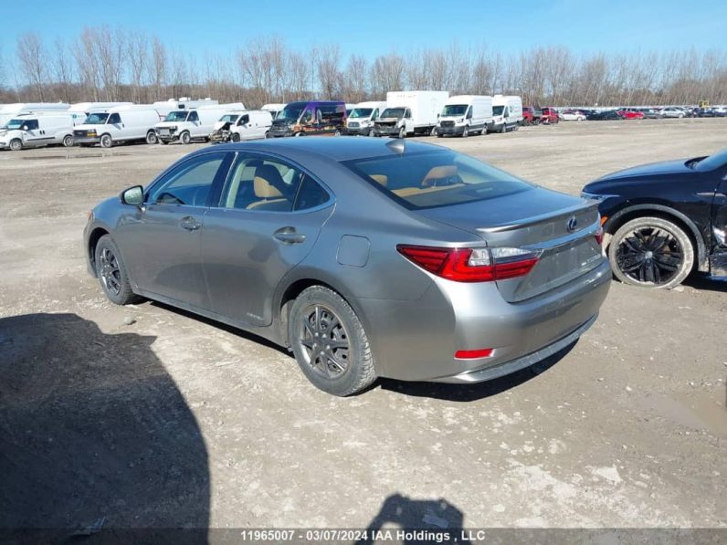 2016 Lexus ES 300h