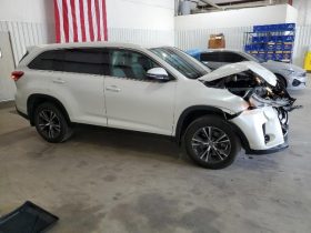 2016 Toyota Highlander