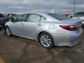 2015 Lexus ES 300h