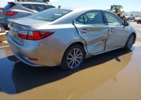 2017 Lexus ES300h