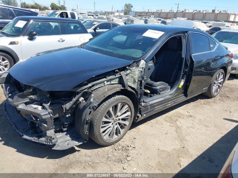 2021 Lexus ES 300h