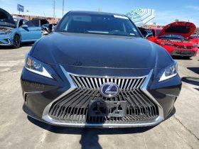 2018 Lexus ES 300h